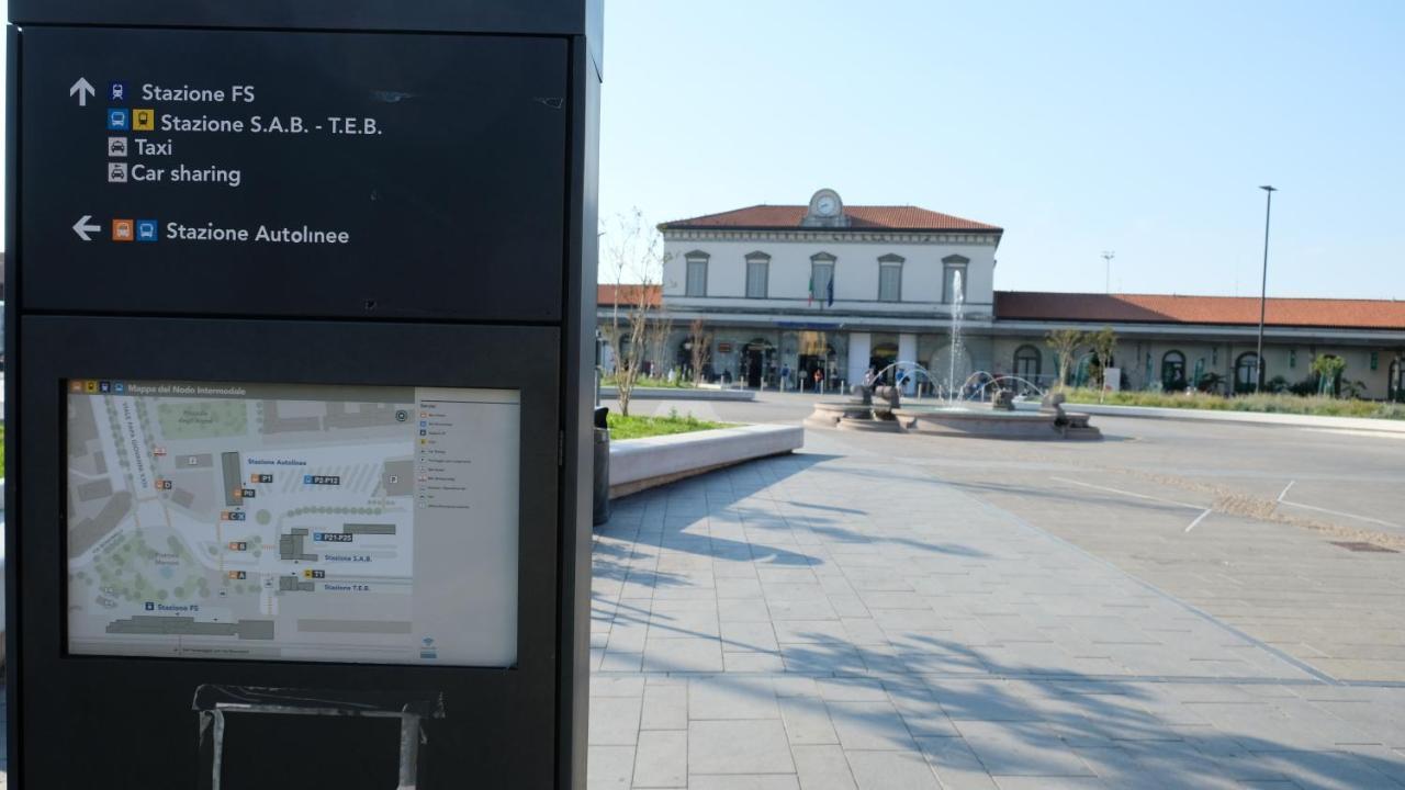 ברגמו Nxt Station Deluxe Apartment מראה חיצוני תמונה